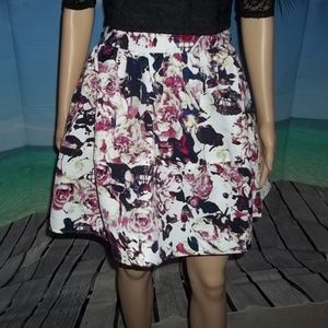NWT Express Colorful Full Womens' Skirt-Size:4